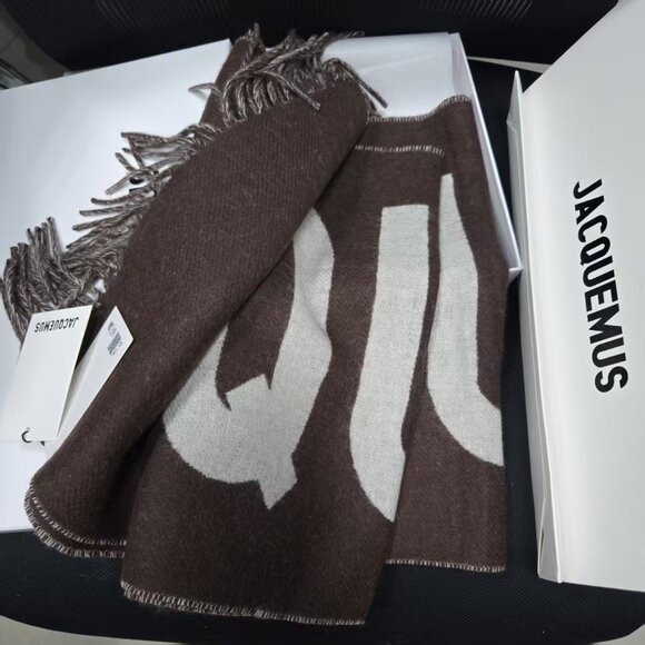 Jacquemus scarf - Picture 9 of 16